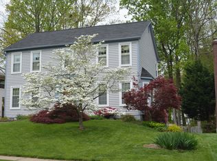 7008 Ebbtide Ln, Burke, VA 22015