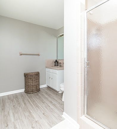 3rd image of 41 Gershwin Dr