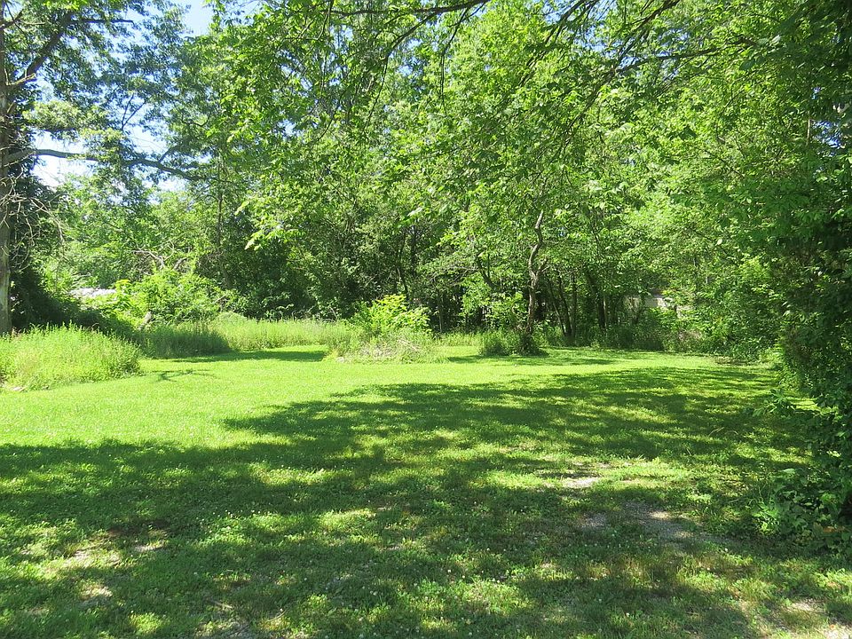 1st image of 320 Highway 44 W