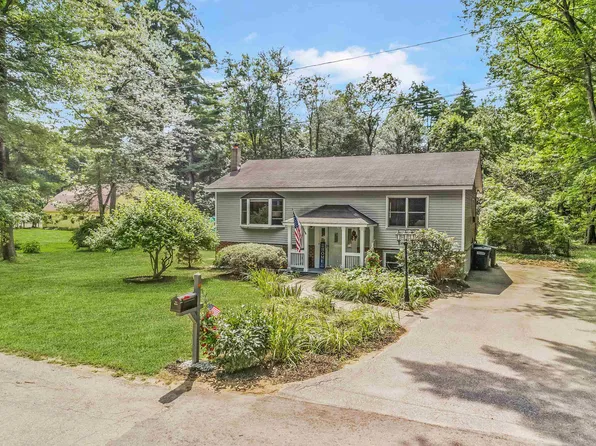17 Summers Avenue, Allenstown, NH 03275