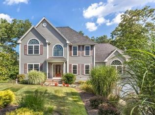 29 Sawyer Ln, Middleton, MA 01949