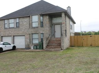 1810 Portsmouth Dr, Arlington, TX 76018