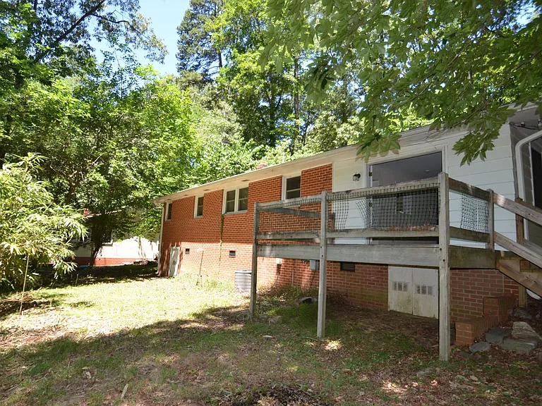 401 Severin St — Photo 13