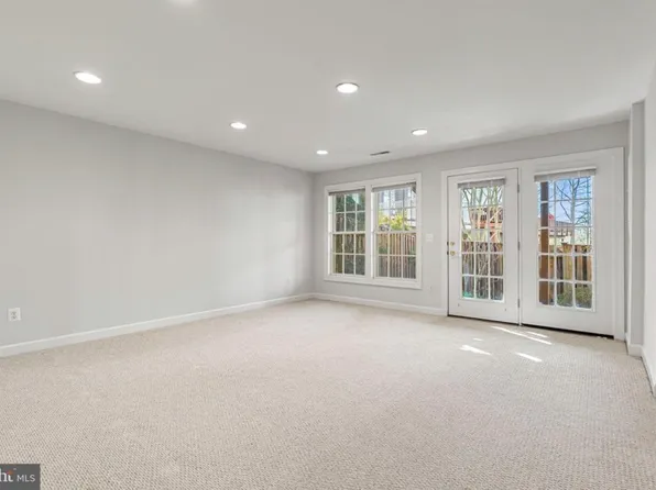(undisclosed Address), Chantilly, VA 20152