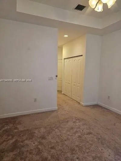 2160 NE 37th Rd #2160 — Photo 32