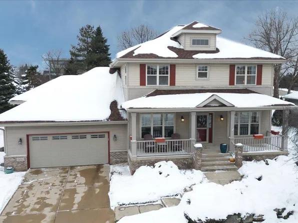 6106 Fredericksburg Ln, Madison, WI 53718