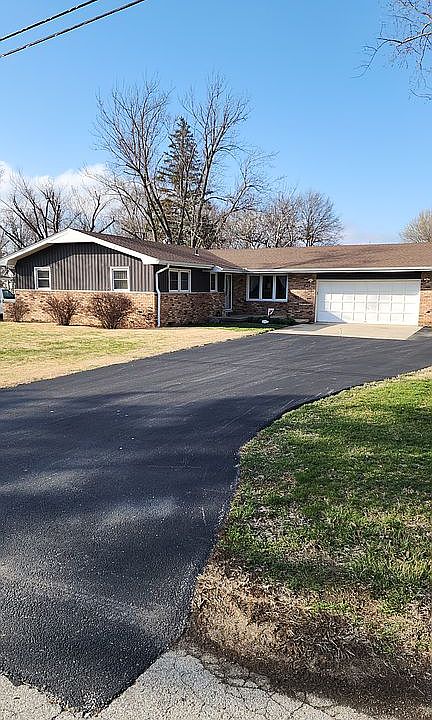 1st image of 520 North Dr