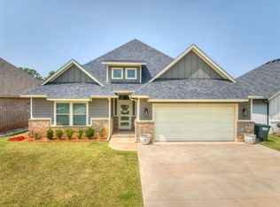 17623 Walnut Creek Rd, Edmond, OK 73012