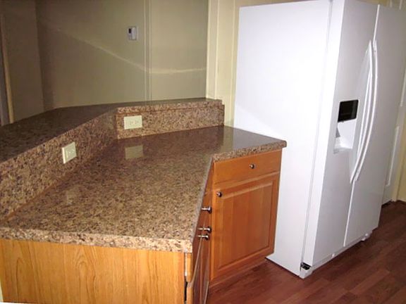 3rd image of 824 Via Del Sol