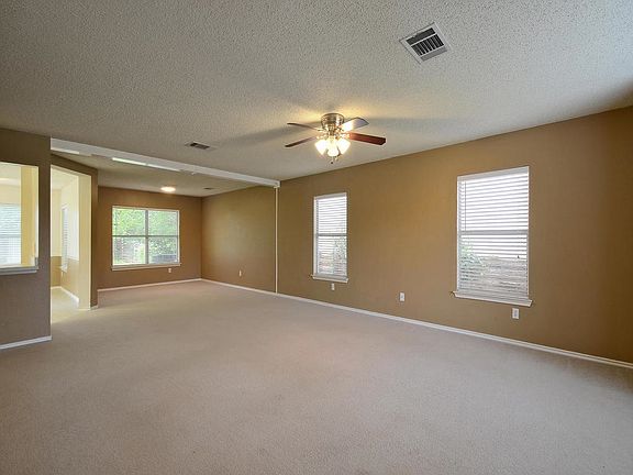 3rd image of 1309 Bradbury Ln