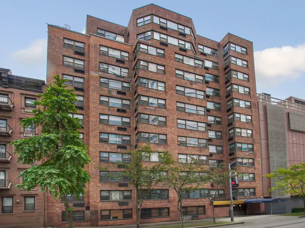 233 East 69th Street image 8 of 8