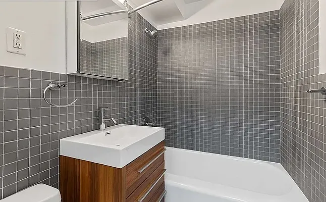 Rented by Dalan Rentals | media 9