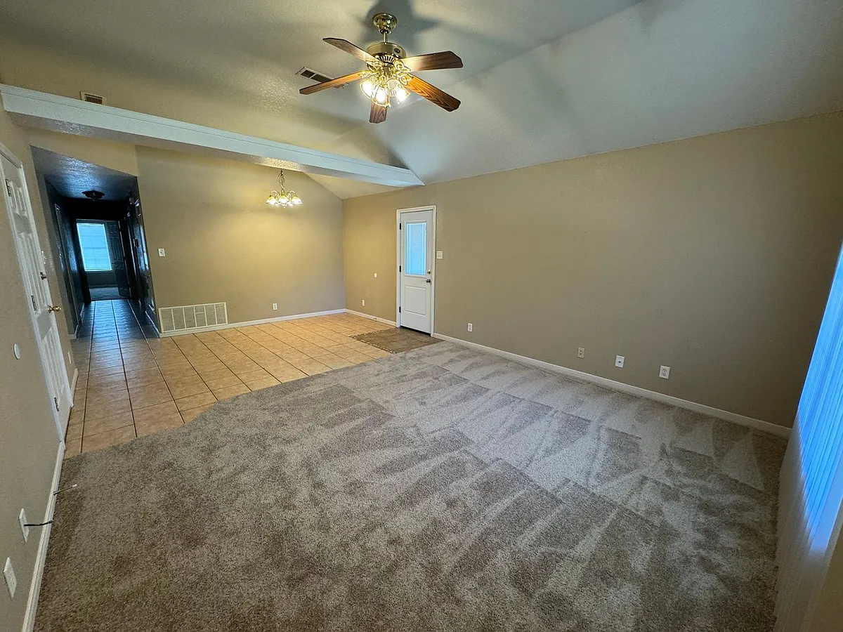 Building Photo - Sales--4706 John David