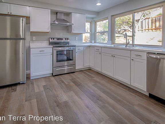 2nd image of 10613 Montego Dr
