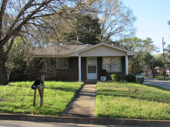 1702 Gloria Ct, Montgomery, AL 36110