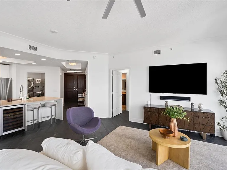 1209 E Cumberland Ave #2103 — Photo 9