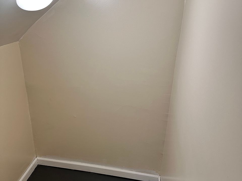 1st image of 1015 S 14th Ave