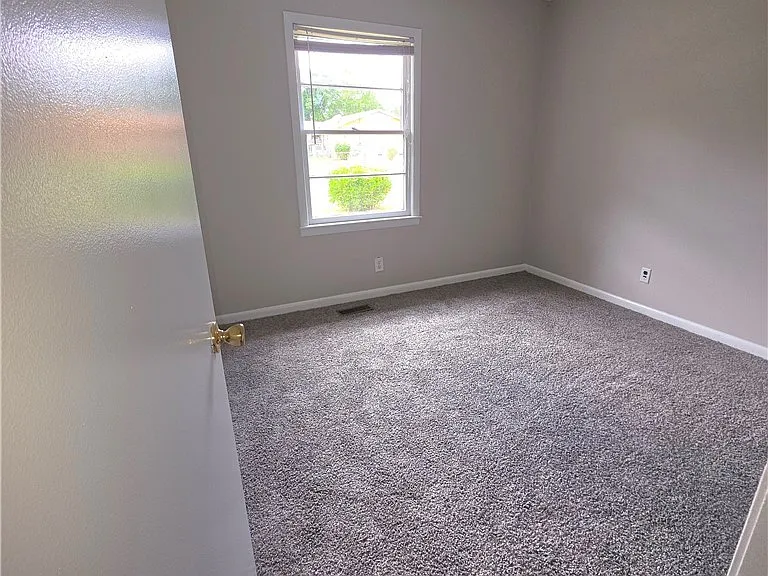 434 Homestead Dr — Photo 12