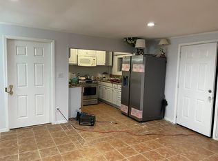 17443 Cohasset St, Van Nuys, CA 91406