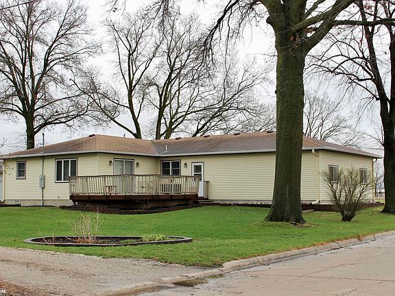 2nd image of 301 8th St