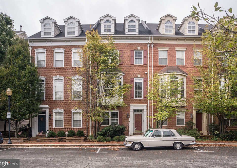 1st image of 5113 Gardner Dr