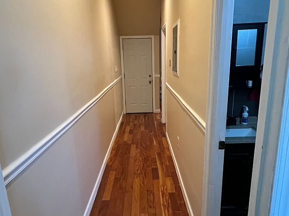 3rd image of 1266 Findlay Ave #3