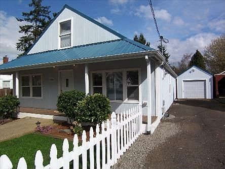 Single car garage