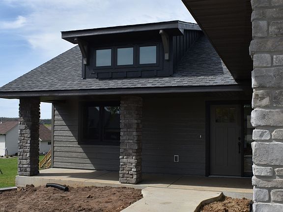 Barrier free front entry