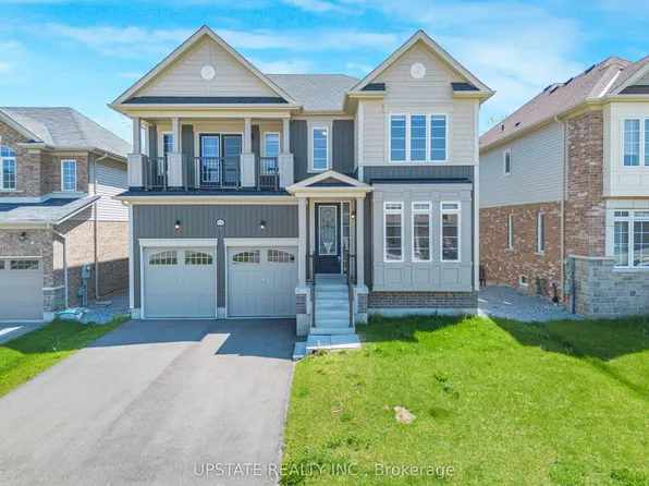 9218 White Oak Ave N, Niagara Falls, ON L2G 0E9