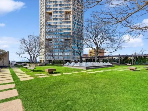 7002 Blvd East image 4 of 25