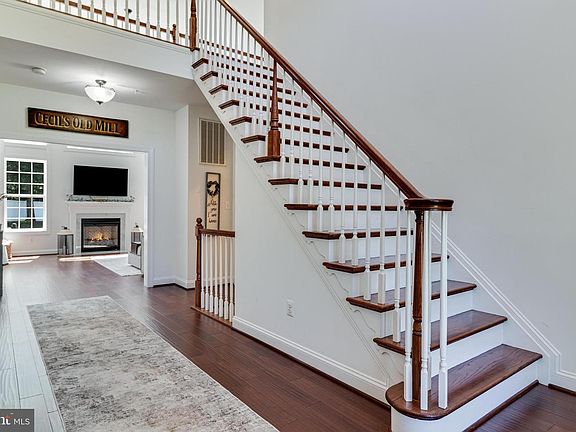 4th image of 26144 Harmony View St