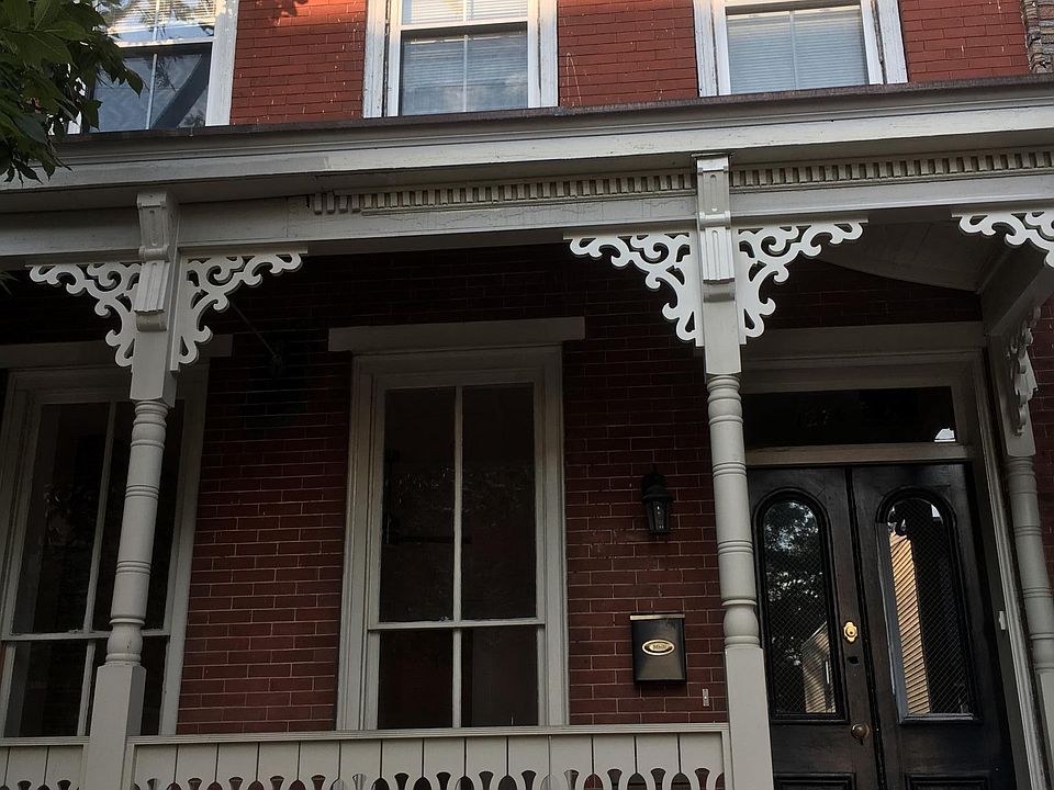 1st image of 127 1/2 S Cherry St #1