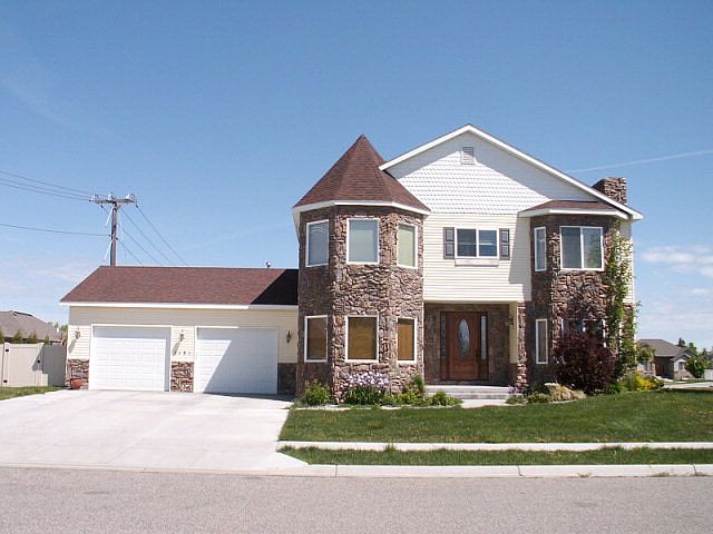 1st image of 1101 Grassland Dr