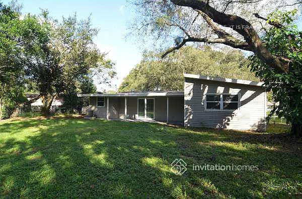 912 Skyview Dr — Photo 10