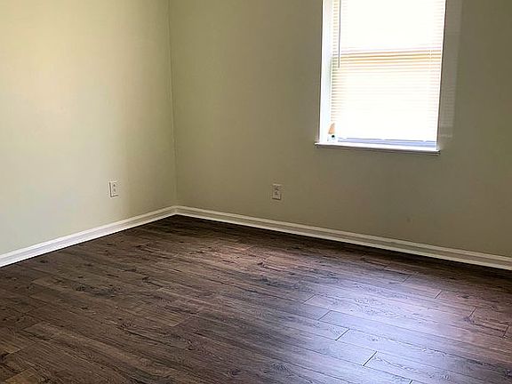 2 Bright Bedrooms