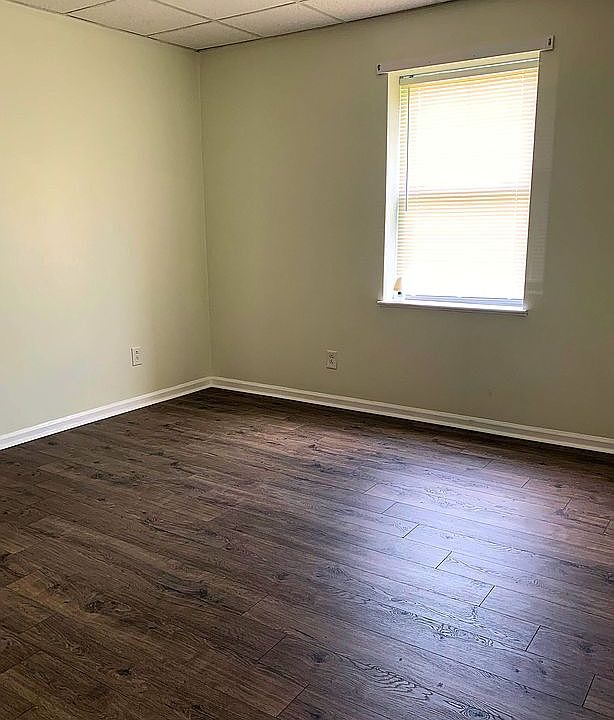 2 Bright Bedrooms