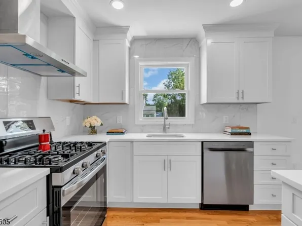 16 Alden Terrace, Mount Olive Twp., NJ 07836