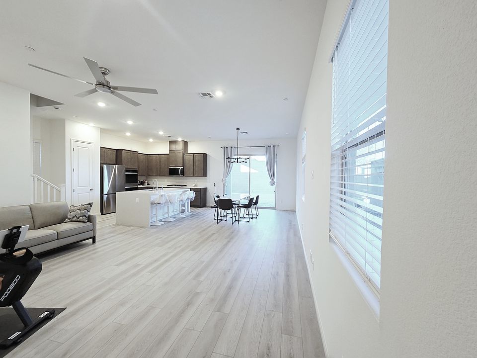 Open Kitchen