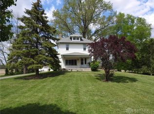 2105 E Loy Rd, Piqua, OH 45356