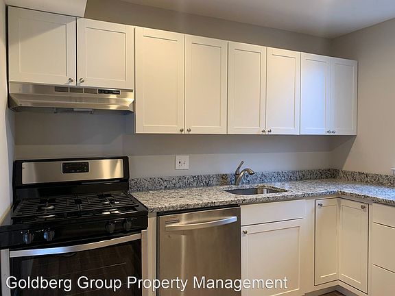5th image of 5572 Burnside Dr APT 4
