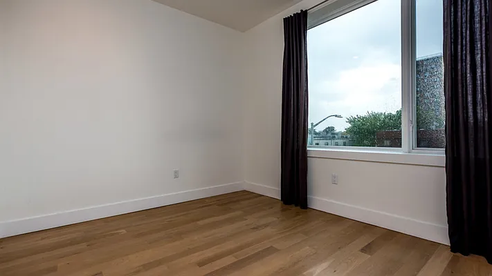 Rented by Nooklyn NYC LLC | media 13