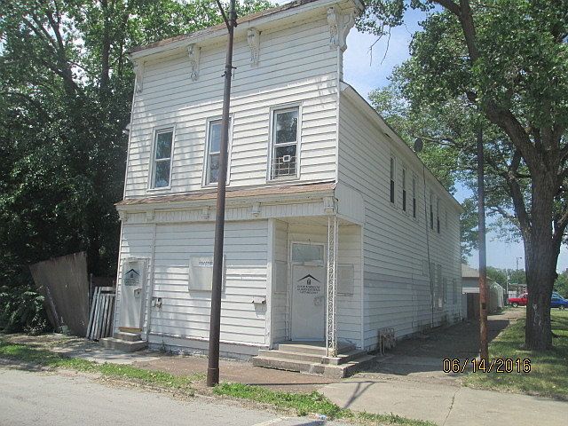 1st image of 8800 S Mackinaw Ave