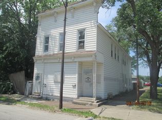8800 S Mackinaw Ave, Chicago, IL 60617