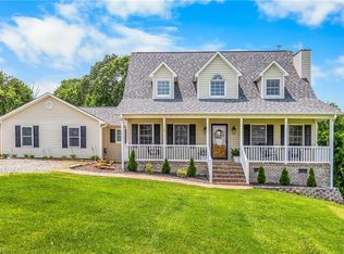 1130 Roberts Mountain Rd, Westfield, NC 27053