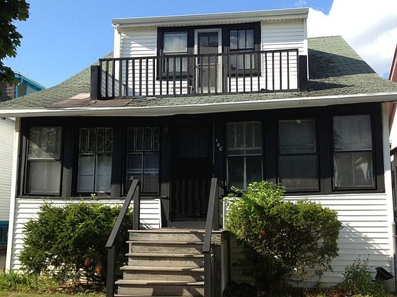 2nd image of 140 Stockbridge Ave