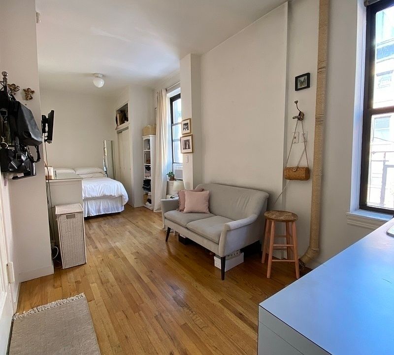 1st image of 214 Mulberry St #C44