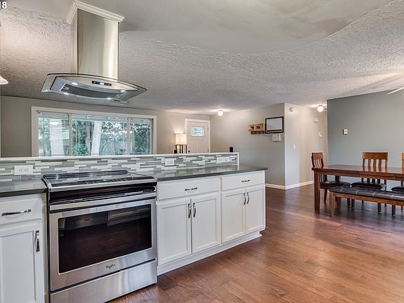5th image of 8511 NE 109th Ave