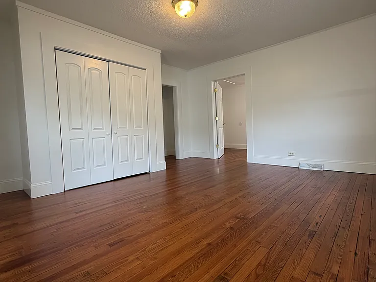 27 Sirrine St — Photo 22
