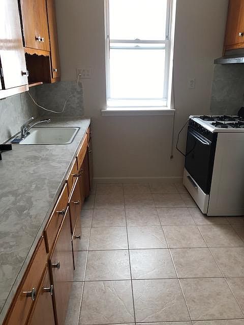 1st image of 1819 76th St #1