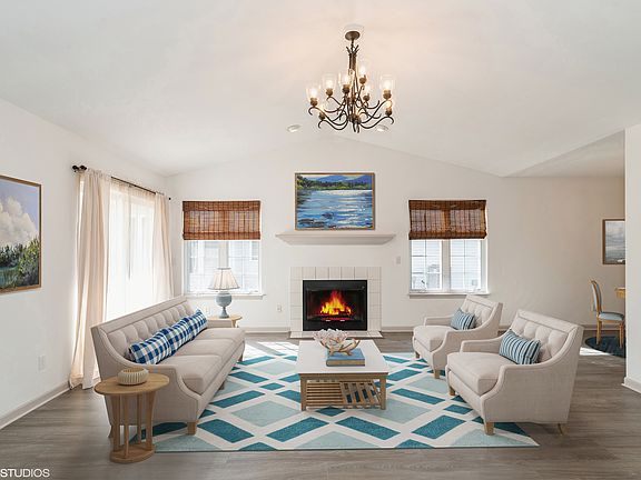 3rd image of 260 Penny Ln #260